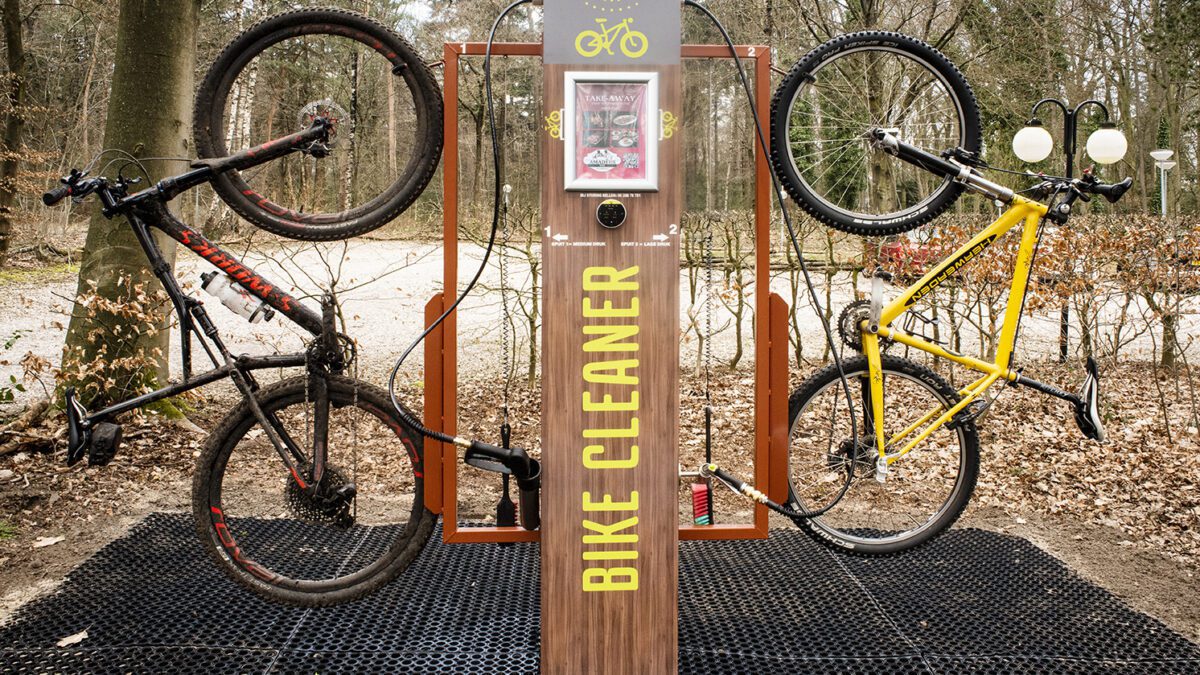 Reizen – Wassen na het biken