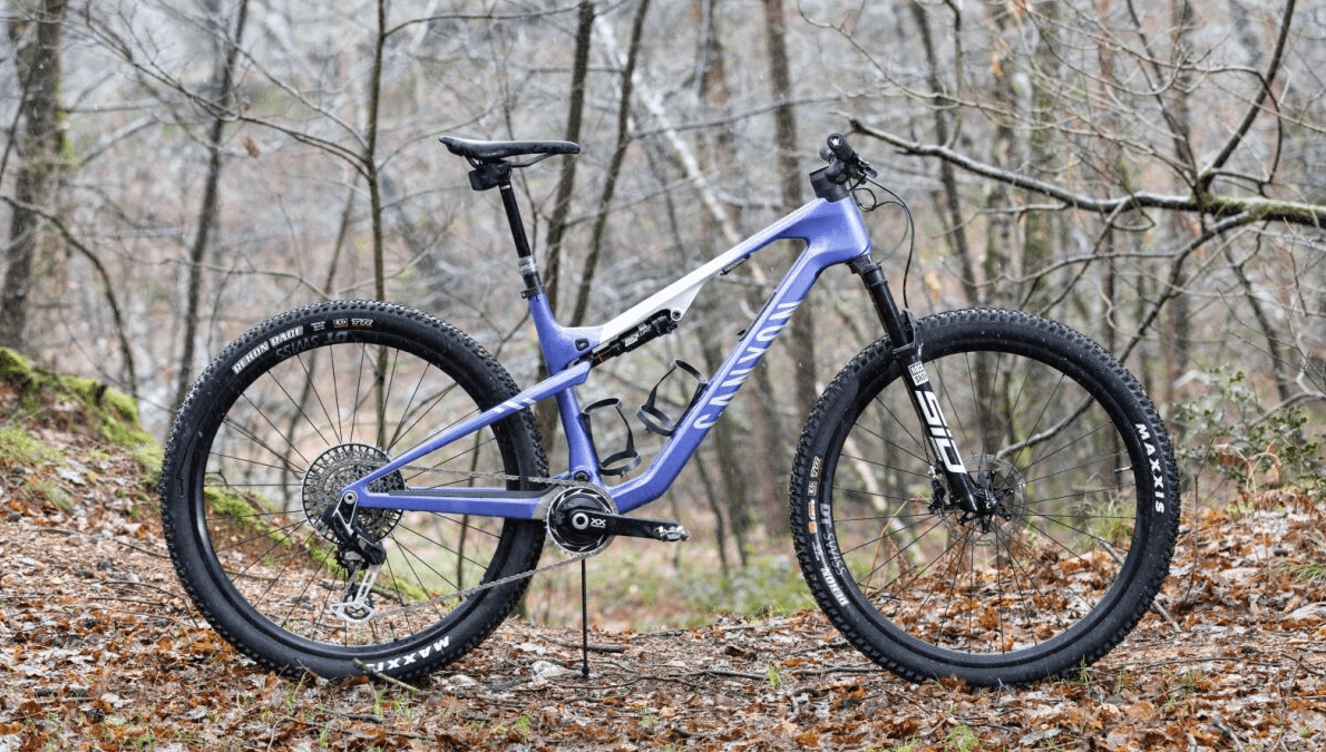 Fietstest | Trek Supercaliber Gen 2 & Canyon Lux Trail CFR